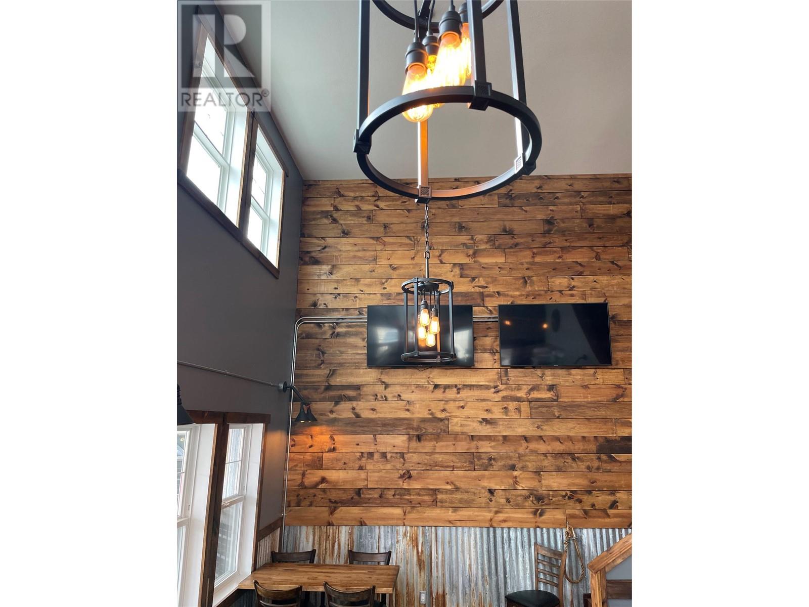 607 Eighth Avenue, Midway, British Columbia  V0H 1M0 - Photo 29 - 10346040