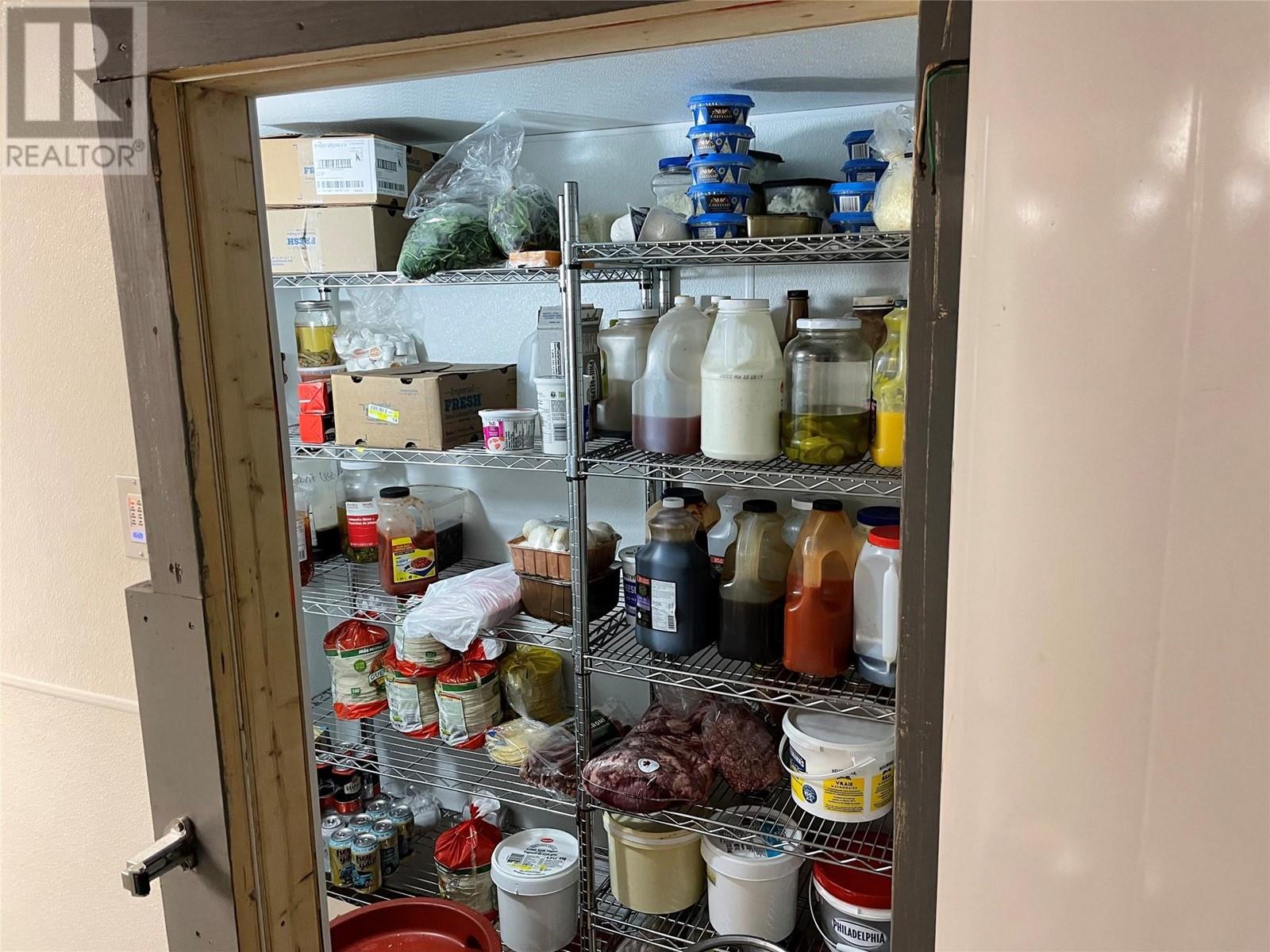 607 Eighth Avenue, Midway, British Columbia  V0H 1M0 - Photo 35 - 10346040