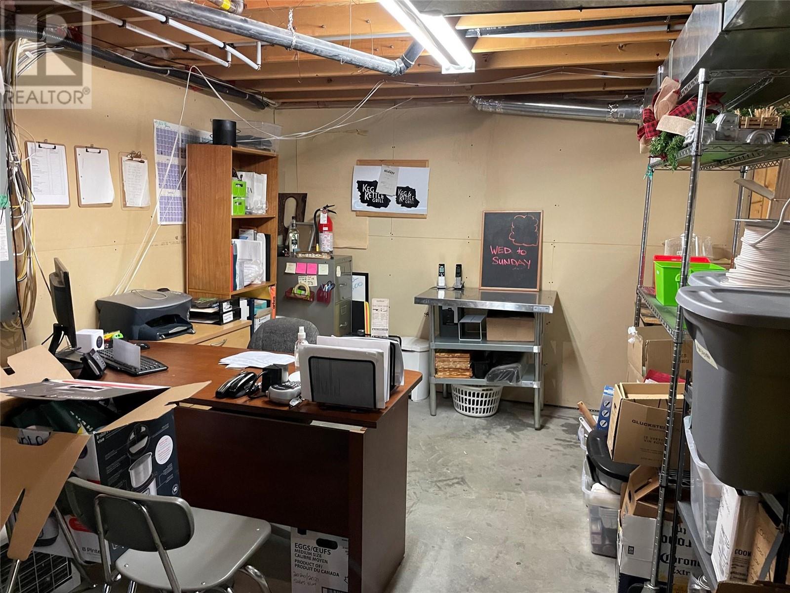 607 Eighth Avenue, Midway, British Columbia  V0H 1M0 - Photo 36 - 10346040