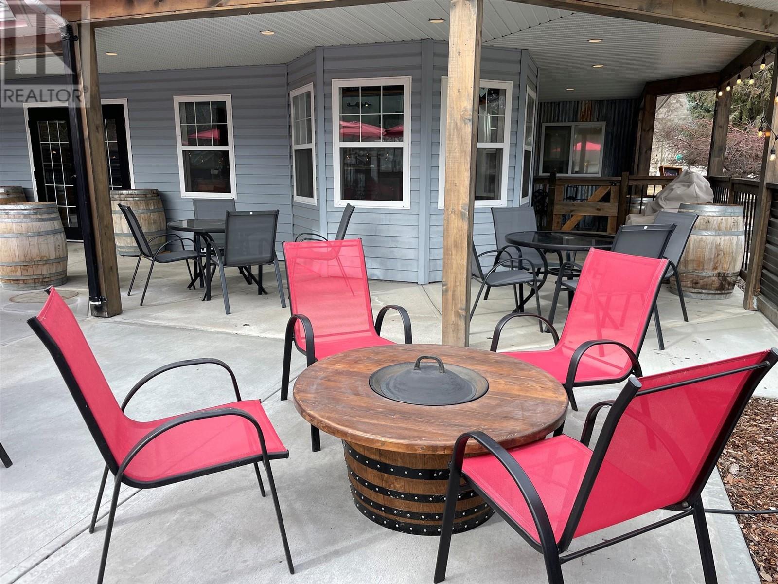 607 Eighth Avenue, Midway, British Columbia  V0H 1M0 - Photo 7 - 10346040