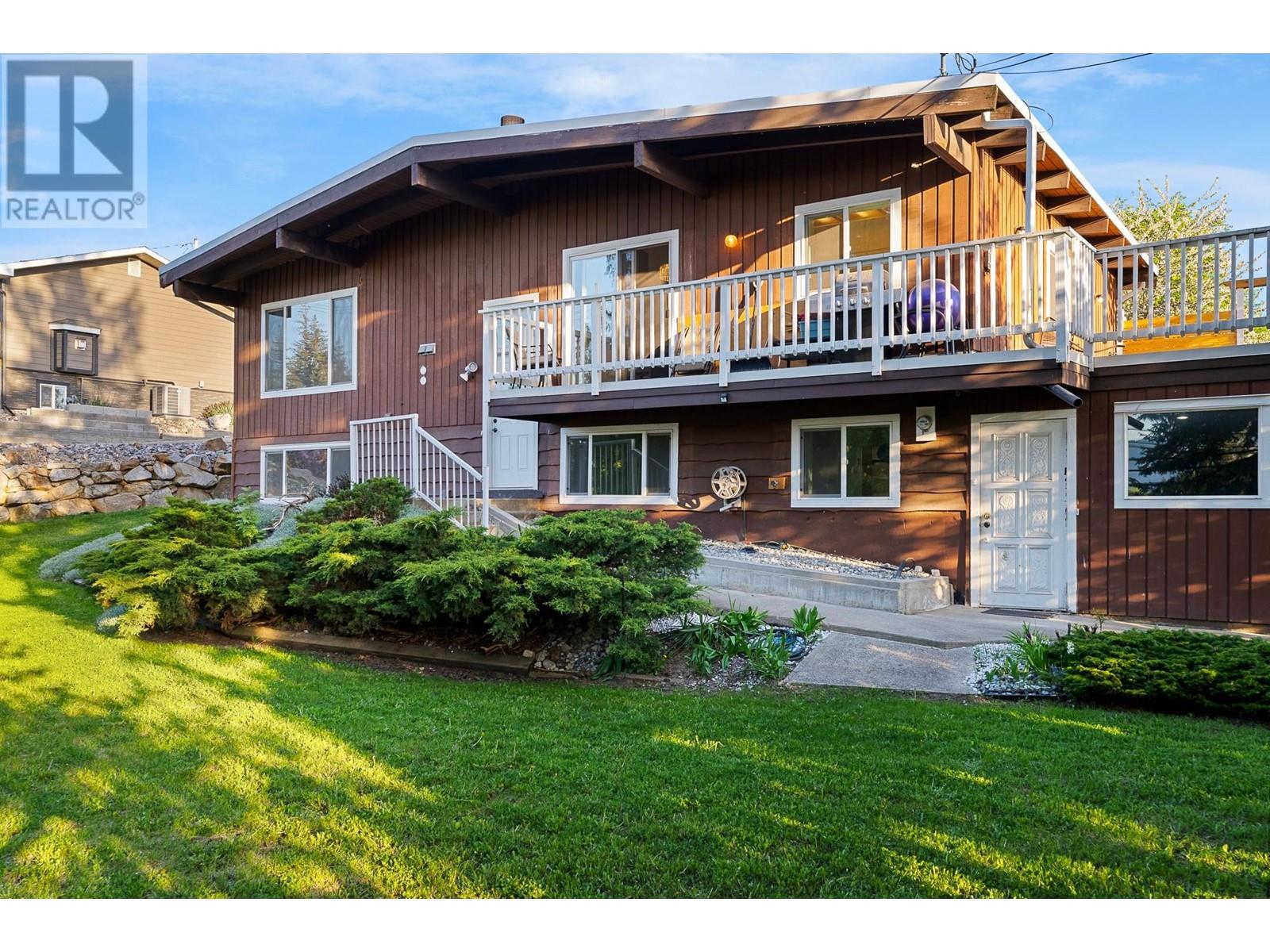 2190 Okanagan Avenue Se, Salmon Arm, British Columbia  V1E 1H4 - Photo 2 - 10345998