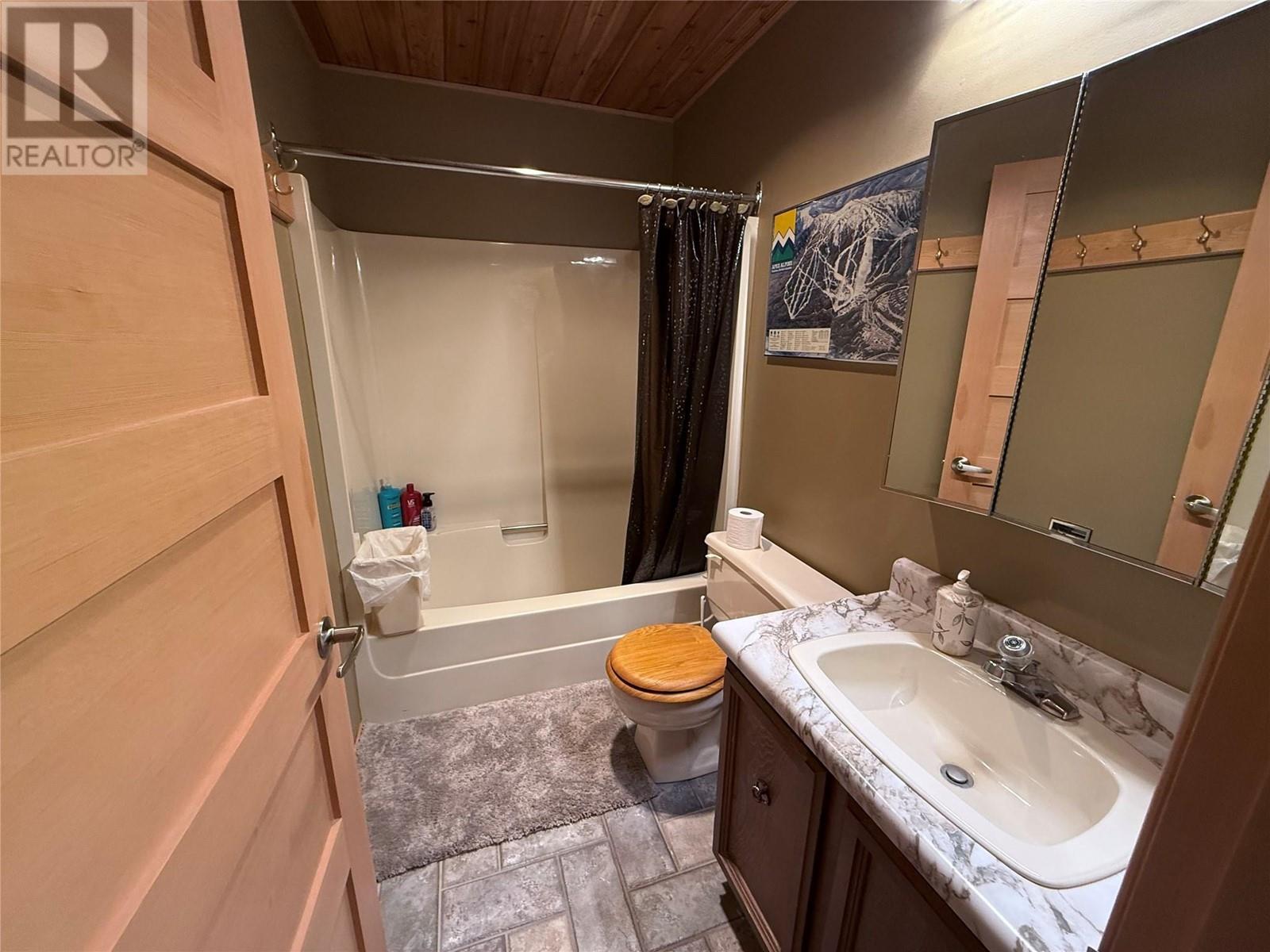 330 Strayhorse Road Unit# 205, Apex Mountain, British Columbia  V2A 0E2 - Photo 10 - 10345962