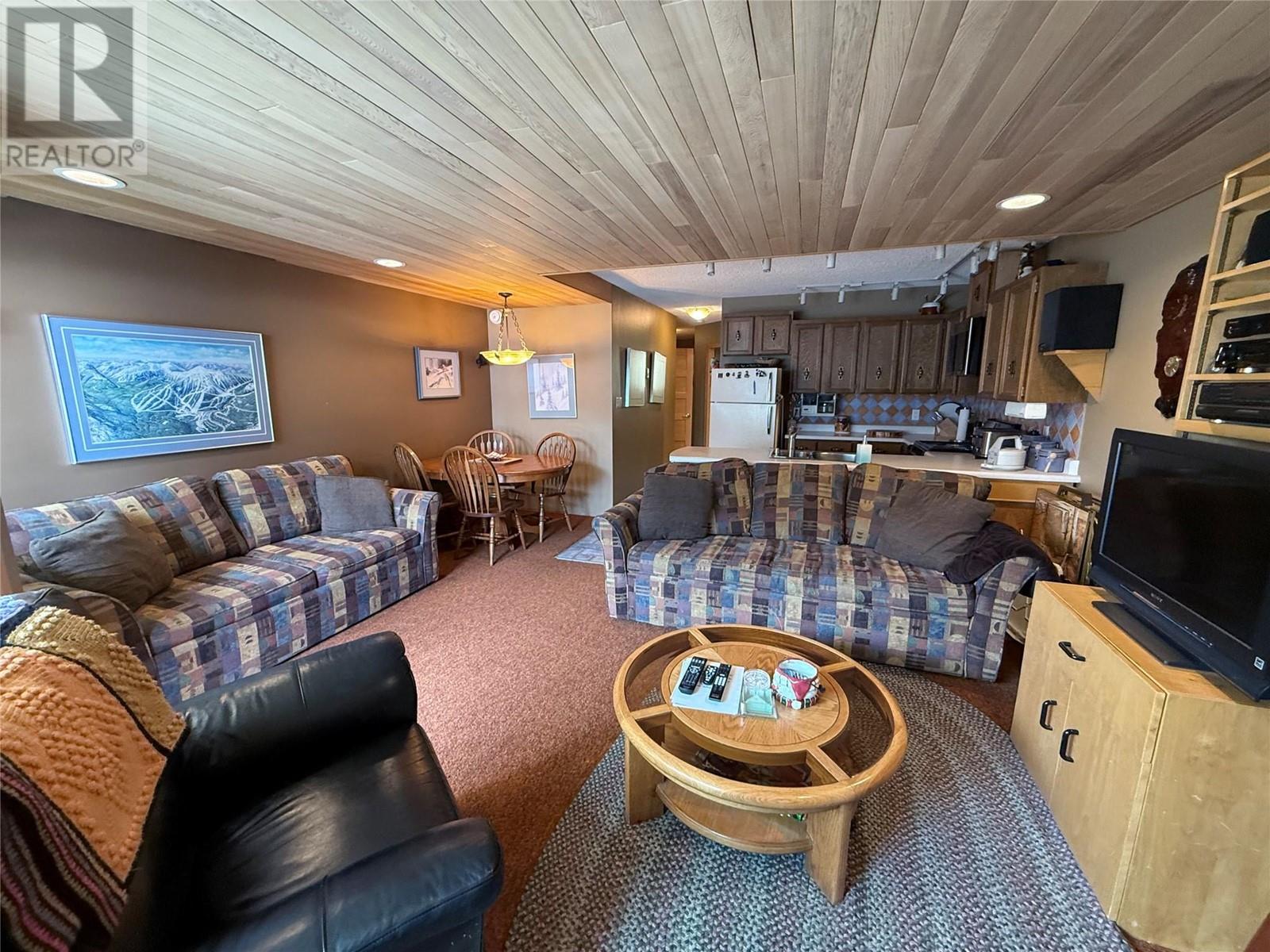 330 Strayhorse Road Unit# 205, Apex Mountain, British Columbia  V2A 0E2 - Photo 8 - 10345962