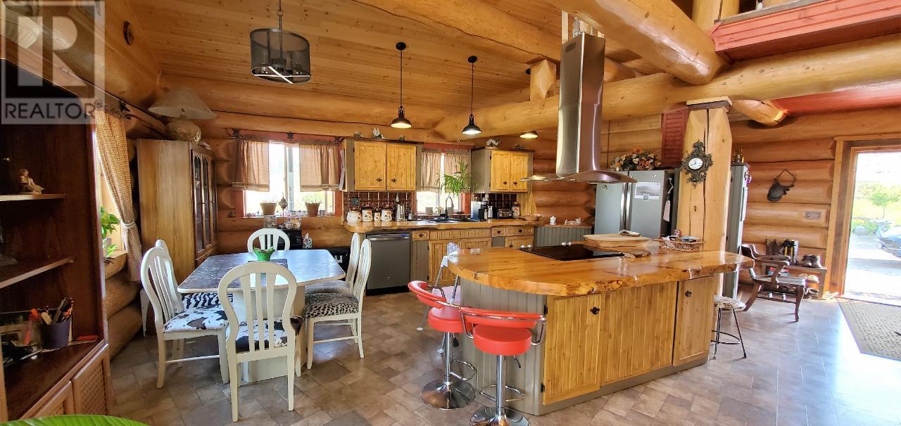150 Nighthawk Road, Cawston, British Columbia  V0X 1C3 - Photo 2 - 10345950