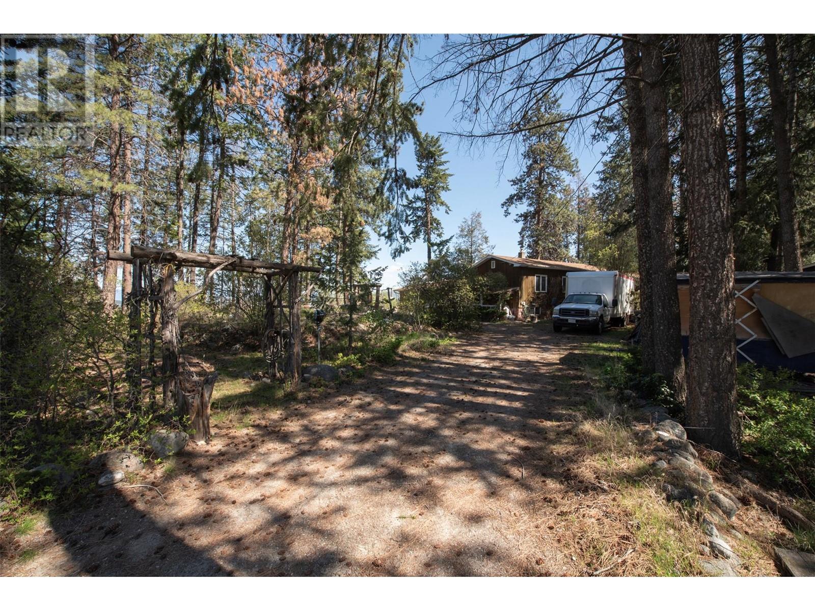 3021 Mciver Road, West Kelowna, British Columbia  V4T 1C4 - Photo 10 - 10346105