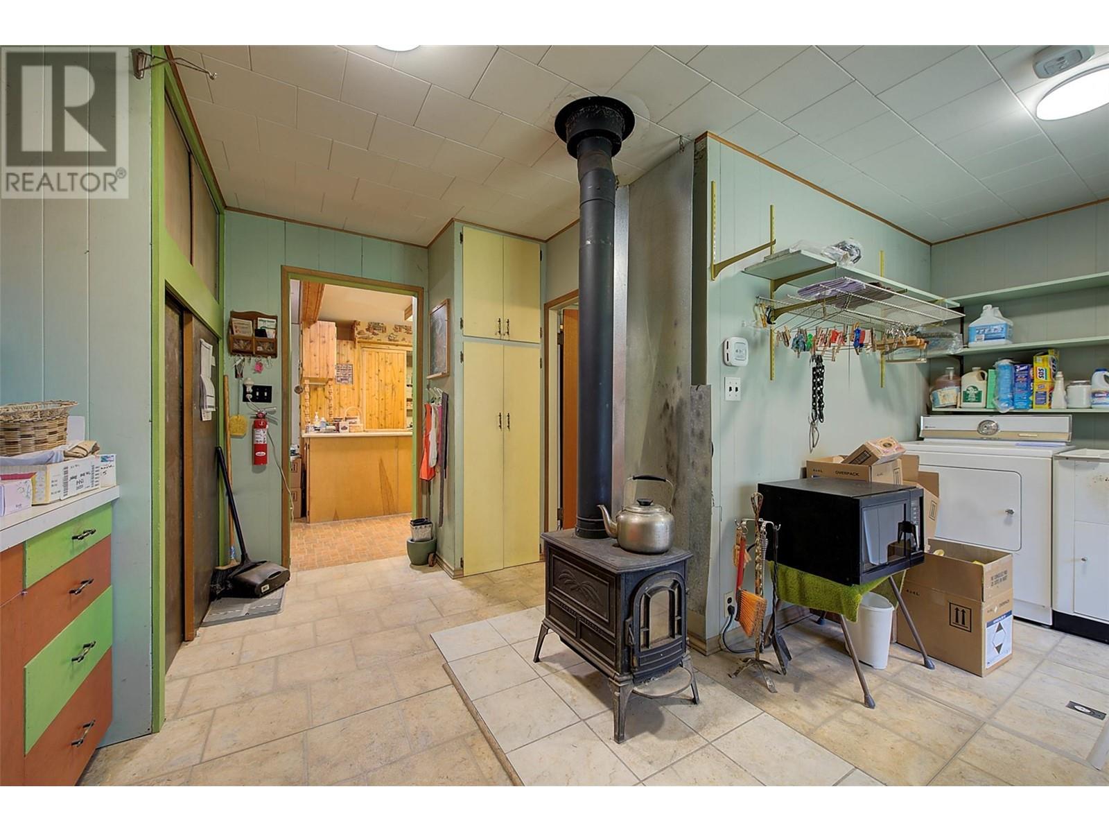 3021 Mciver Road, West Kelowna, British Columbia  V4T 1C4 - Photo 35 - 10346105