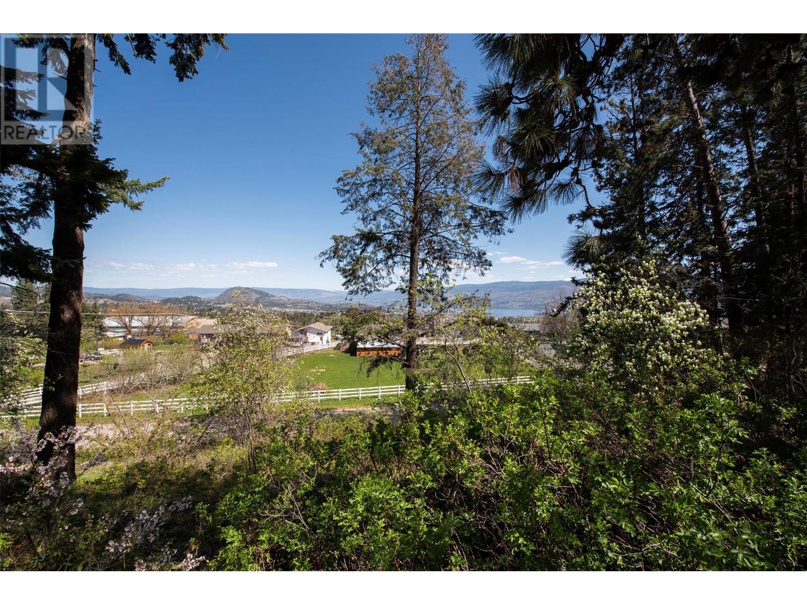 3021 Mciver Road, West Kelowna, British Columbia  V4T 1C4 - Photo 9 - 10346105