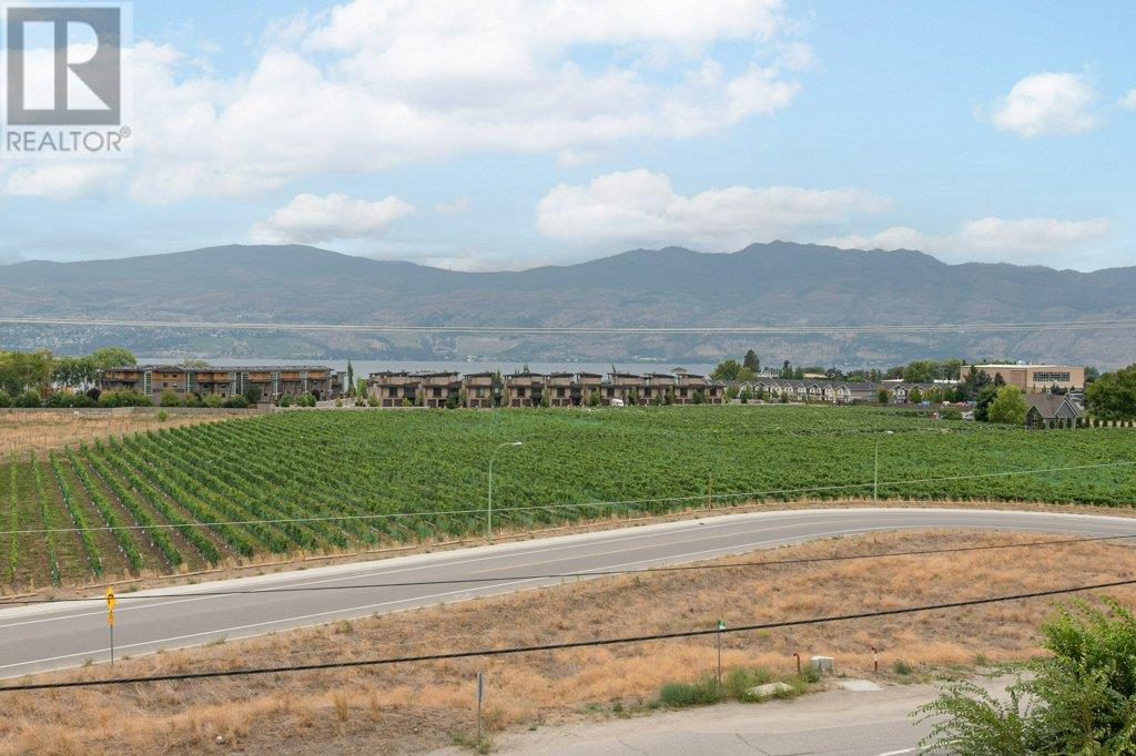 3613 Empire Place, West Kelowna, British Columbia  V4T 1Y8 - Photo 32 - 10346161