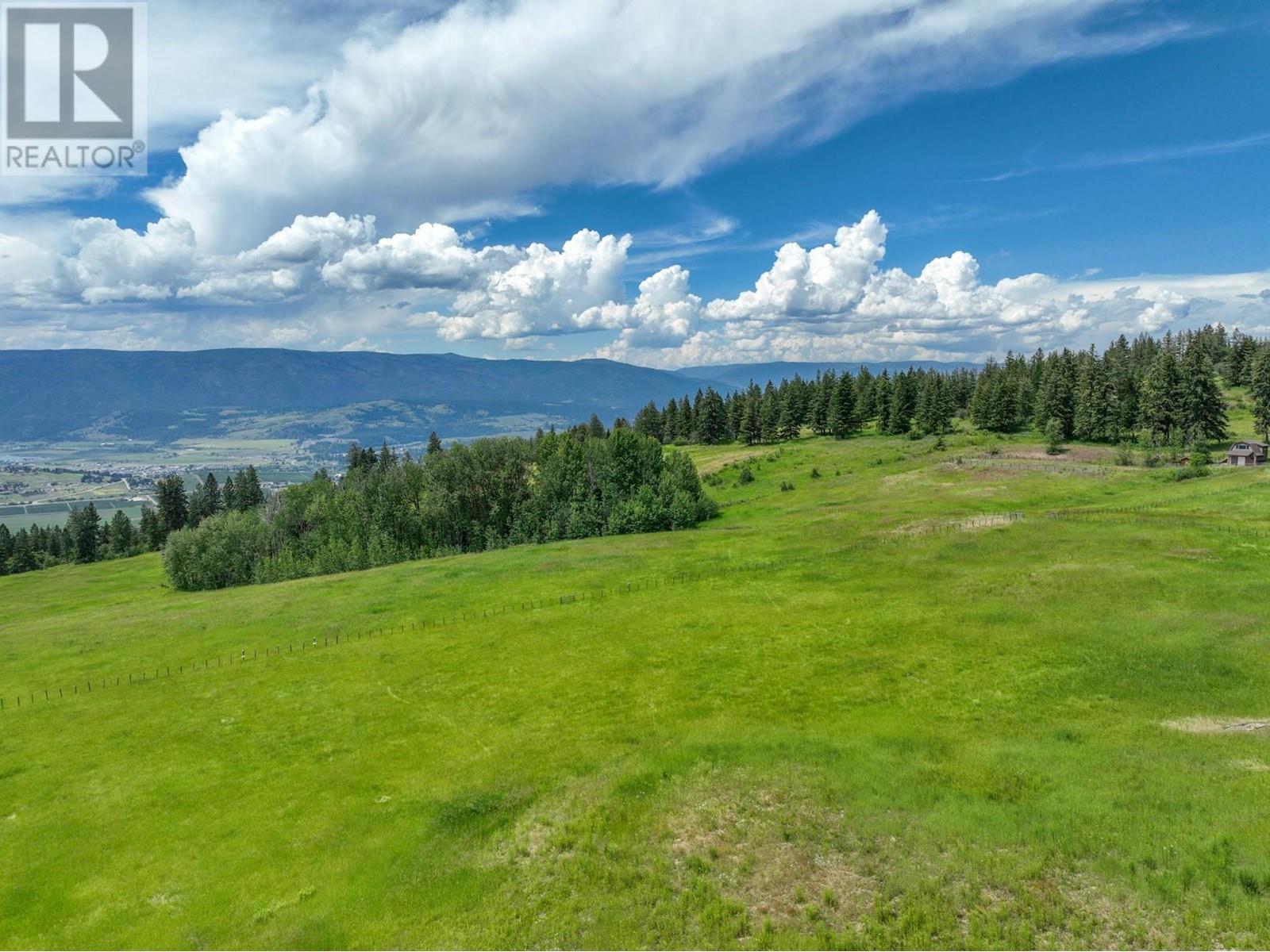 8199 Mclennan Rd Road, Vernon, British Columbia  V1B 3S7 - Photo 13 - 10346135