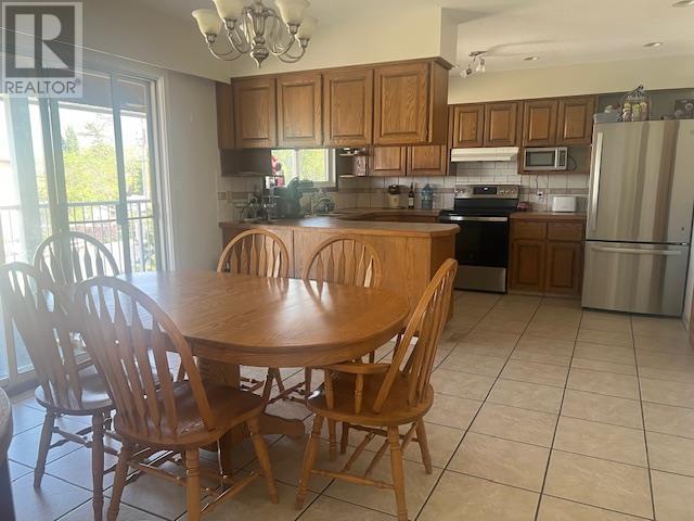 5806 Oleander Drive, Osoyoos, British Columbia  V0H 1V3 - Photo 8 - 10345885