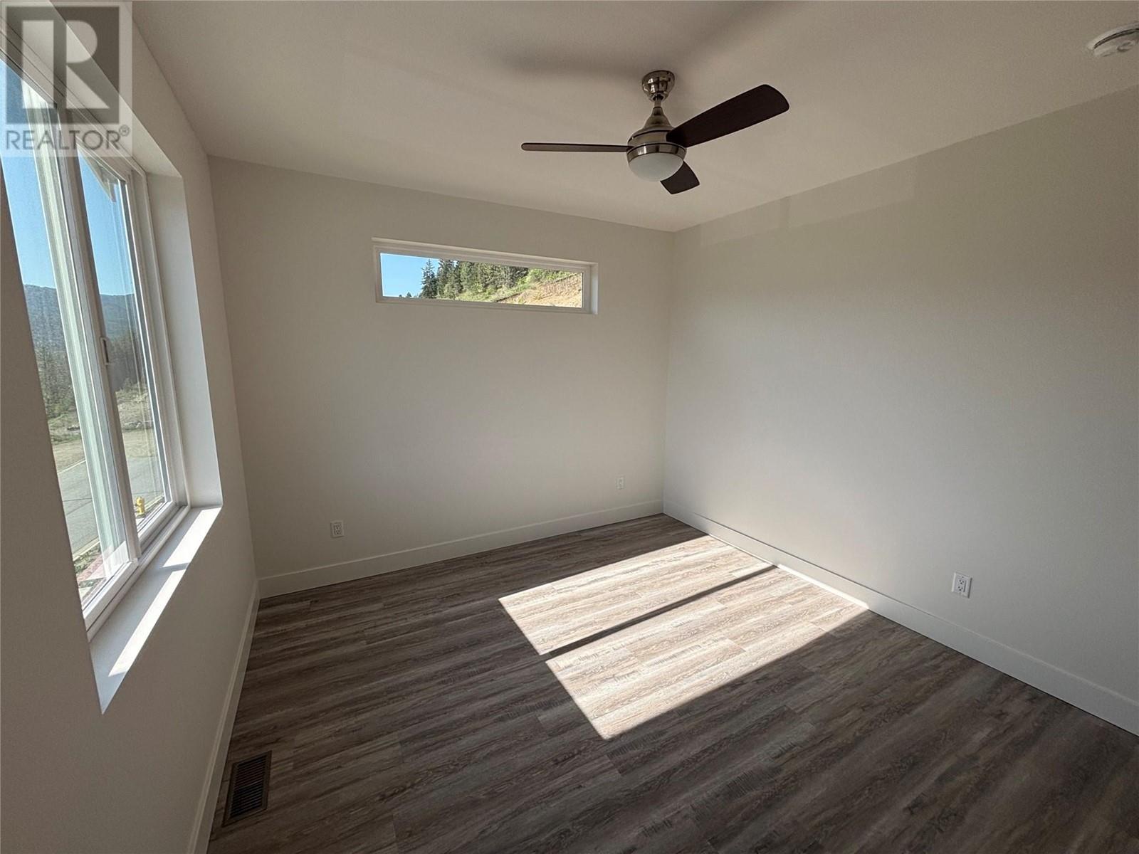 1768 Gallon Avenue, Lumby, British Columbia  V0E 2G0 - Photo 15 - 10344208