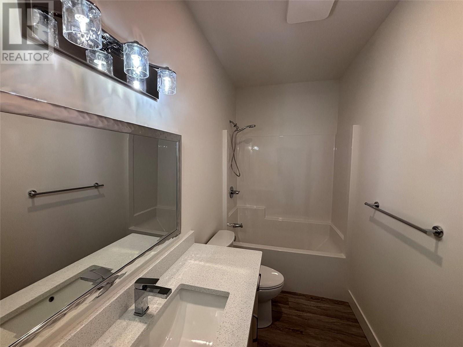1768 Gallon Avenue, Lumby, British Columbia  V0E 2G0 - Photo 18 - 10344208