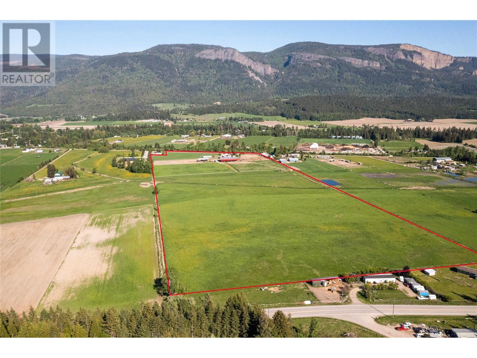 72 Tomkinson Road, Grindrod, British Columbia  V0E 1Y0 - Photo 1 - 10346133