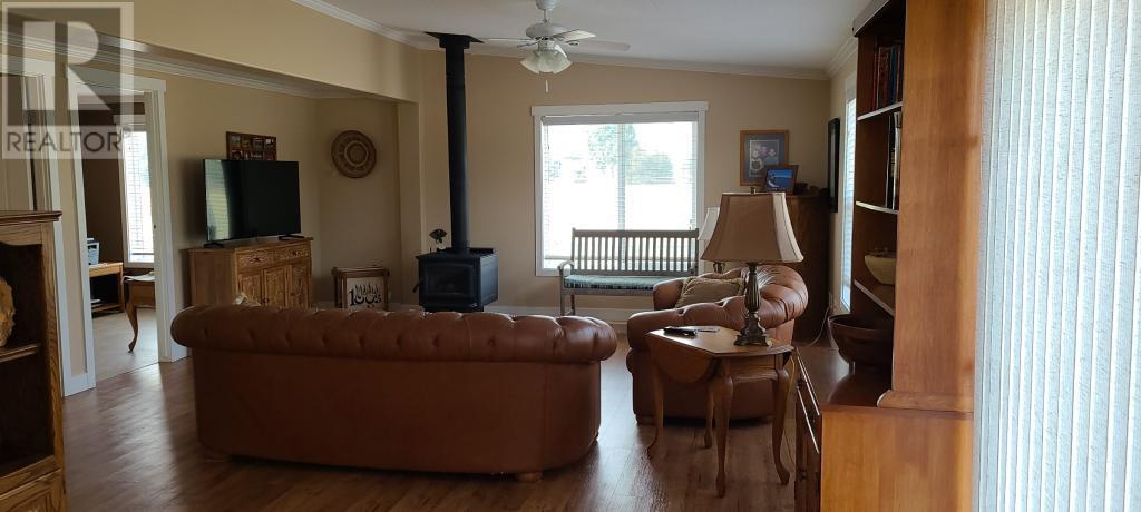 72 Tomkinson Road, Grindrod, British Columbia  V0E 1Y0 - Photo 15 - 10346133