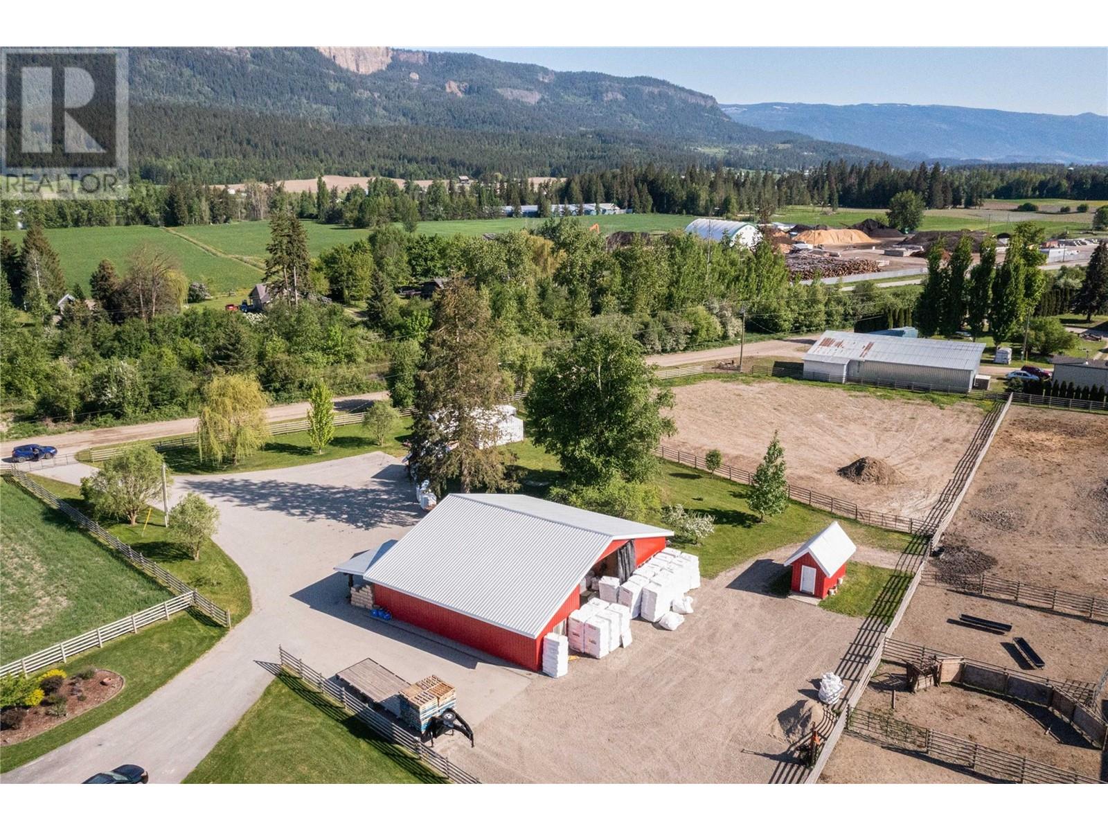 72 Tomkinson Road, Grindrod, British Columbia  V0E 1Y0 - Photo 27 - 10346133