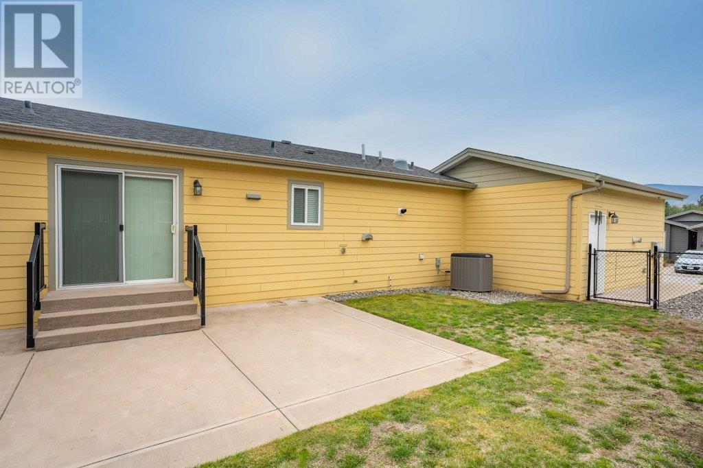 8300 Gallagher Lake Frontage Road Unit# 70, Oliver, British Columbia  V0H 1T0 - Photo 11 - 10346183