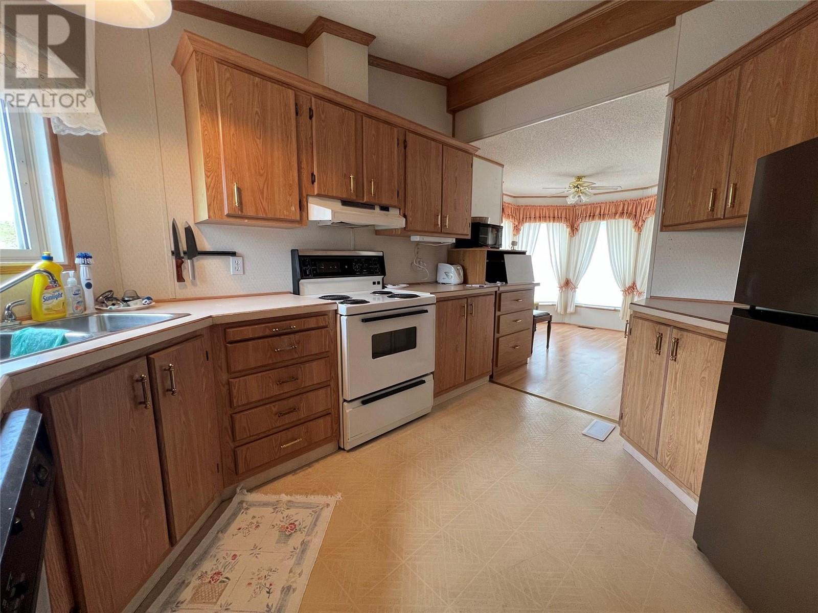 5484 25 Avenue Unit# 123, Vernon, British Columbia  V1T 7A8 - Photo 10 - 10346003