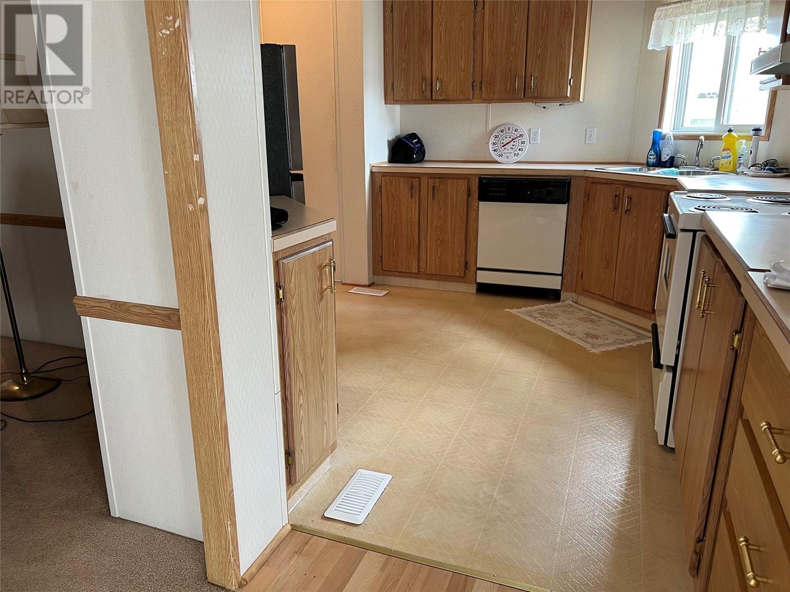 5484 25 Avenue Unit# 123, Vernon, British Columbia  V1T 7A8 - Photo 8 - 10346003