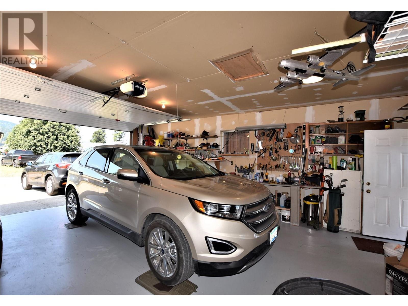 450 Ibis Avenue, Vernon, British Columbia  V1H 2A1 - Photo 36 - 10346220