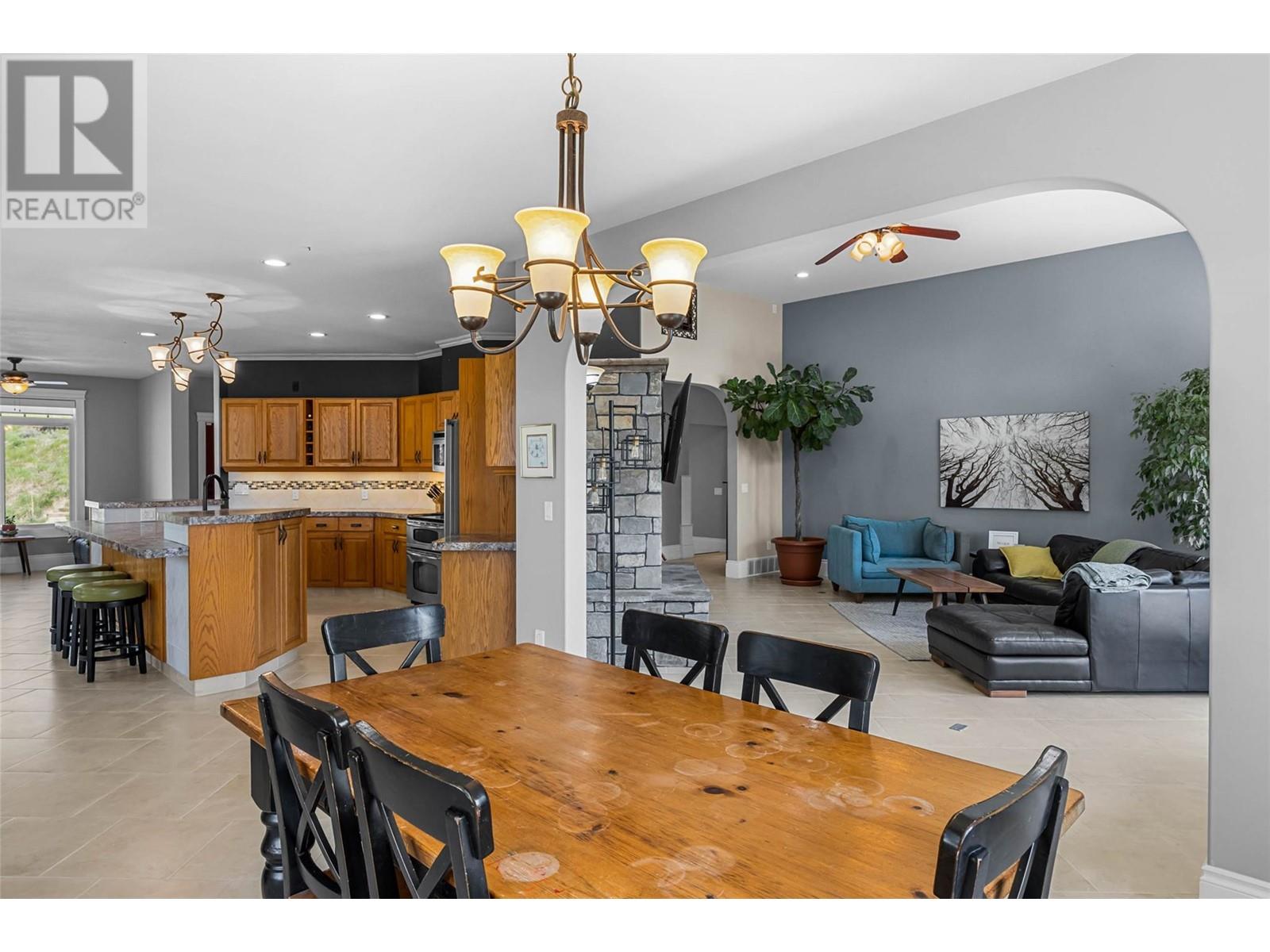 6640 Old  5 Highway, Kamloops, British Columbia  V2H 0B7 - Photo 16 - 10345569