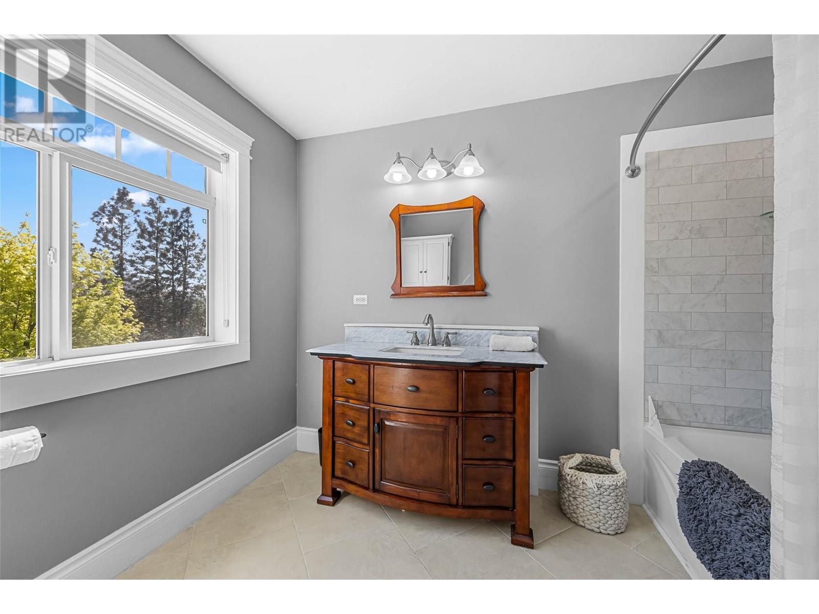 6640 Old  5 Highway, Kamloops, British Columbia  V2H 0B7 - Photo 32 - 10345569