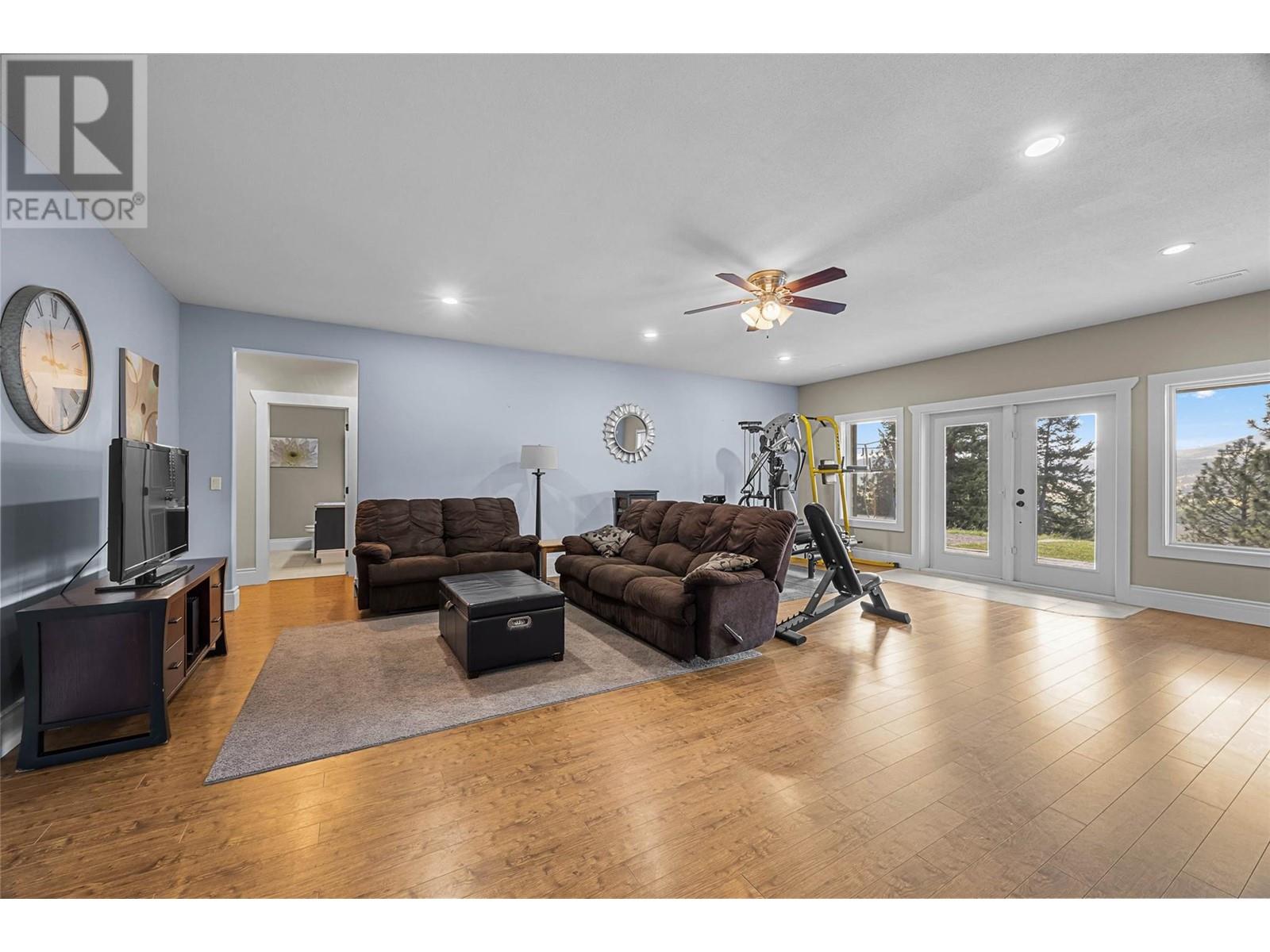 6640 Old  5 Highway, Kamloops, British Columbia  V2H 0B7 - Photo 33 - 10345569