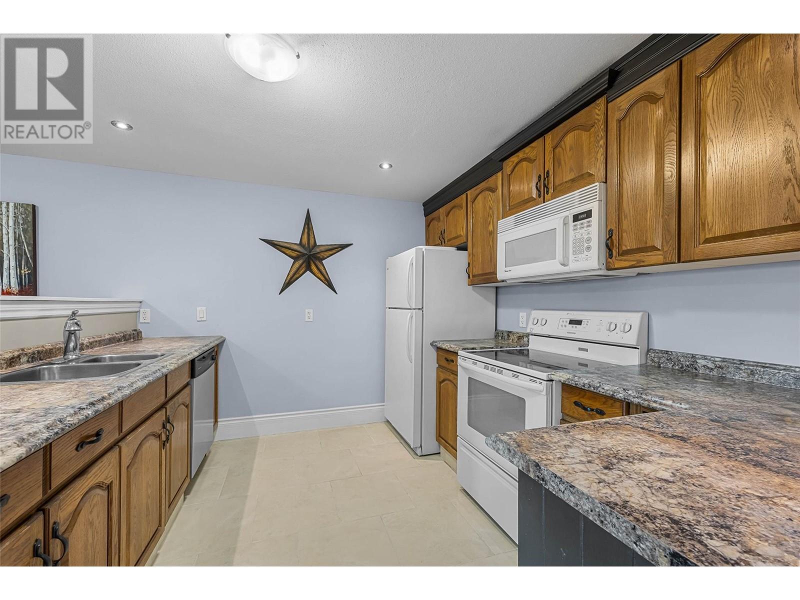6640 Old  5 Highway, Kamloops, British Columbia  V2H 0B7 - Photo 35 - 10345569