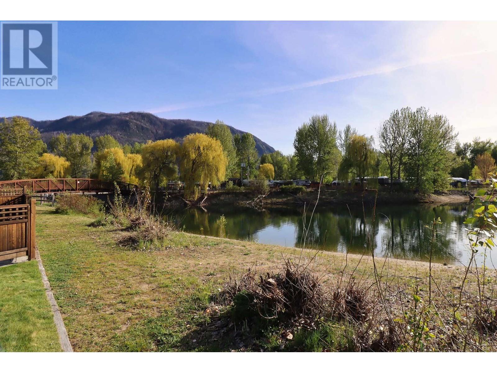 65 Cottonwood Drive, Lee Creek, British Columbia  V0E 1M4 - Photo 5 - 10345580
