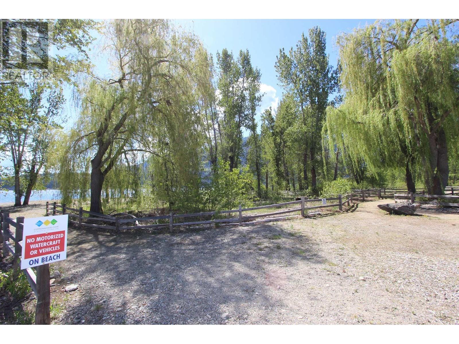 65 Cottonwood Drive, Lee Creek, British Columbia  V0E 1M4 - Photo 54 - 10345580