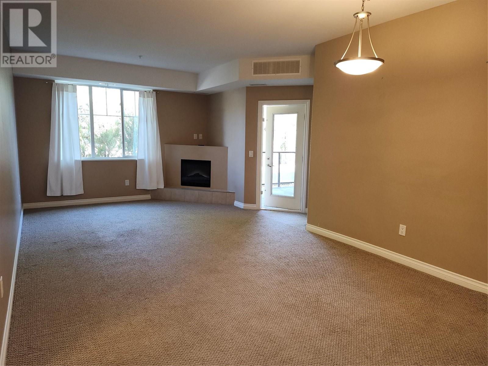 921 Spillway Road Unit# 106c, Oliver, British Columbia  V0H 1T8 - Photo 2 - 10346272