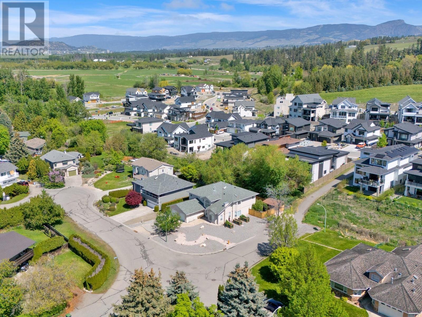 787 Torrs Court, Kelowna, British Columbia  V1W 1B5 - Photo 35 - 10346054