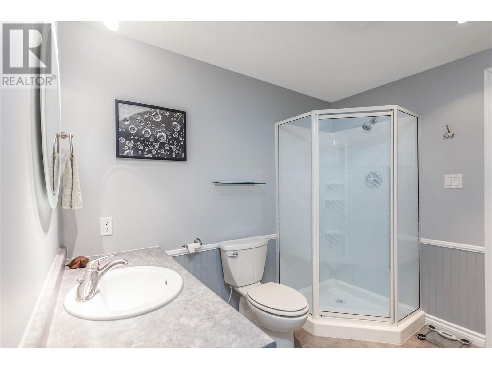 2675 Pine Avenue Unit# 4, Lumby, British Columbia  V0E 2G5 - Photo 28 - 10346066