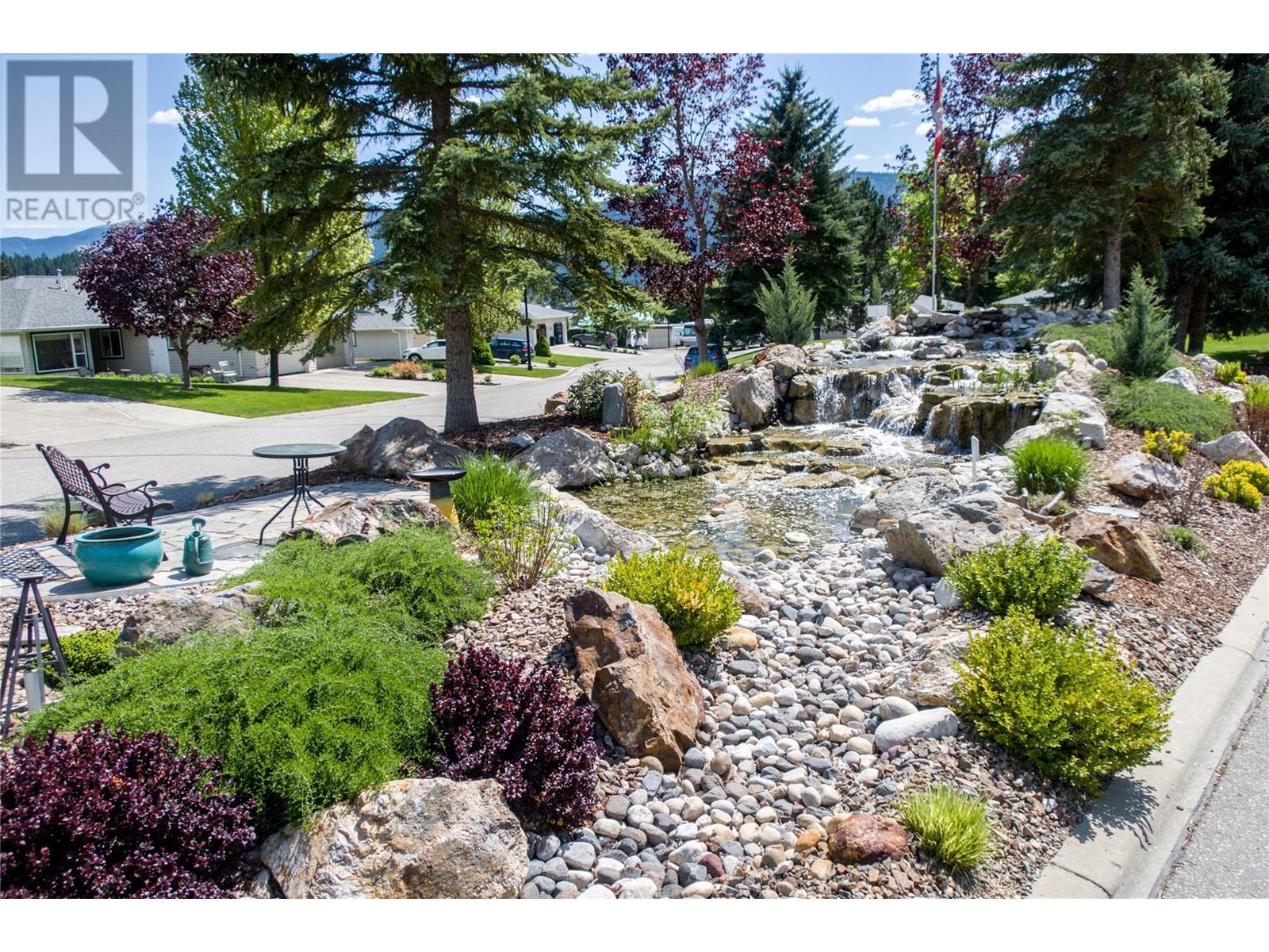2675 Pine Avenue Unit# 4, Lumby, British Columbia  V0E 2G5 - Photo 33 - 10346066