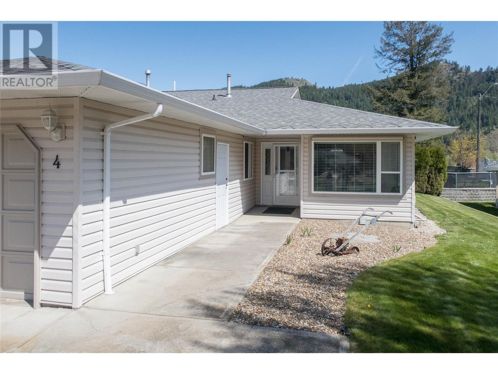 2675 Pine Avenue Unit# 4, Lumby, British Columbia  V0E 2G5 - Photo 42 - 10346066