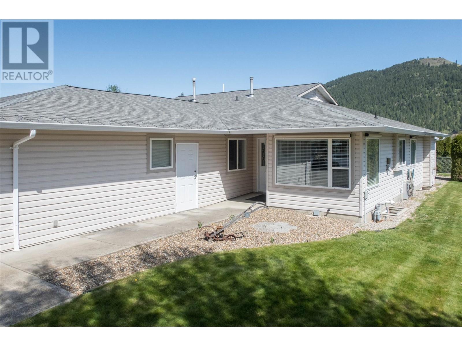 2675 Pine Avenue Unit# 4, Lumby, British Columbia  V0E 2G5 - Photo 44 - 10346066