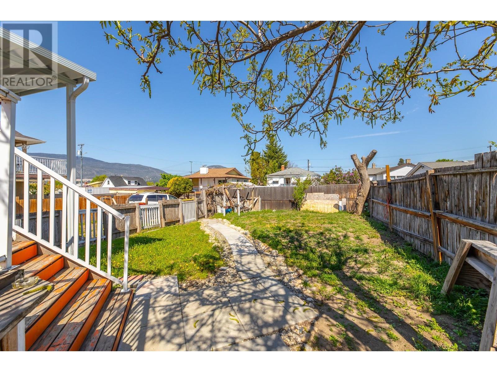 423 Penticton Avenue, Penticton, British Columbia  V2A 2M5 - Photo 4 - 10345896