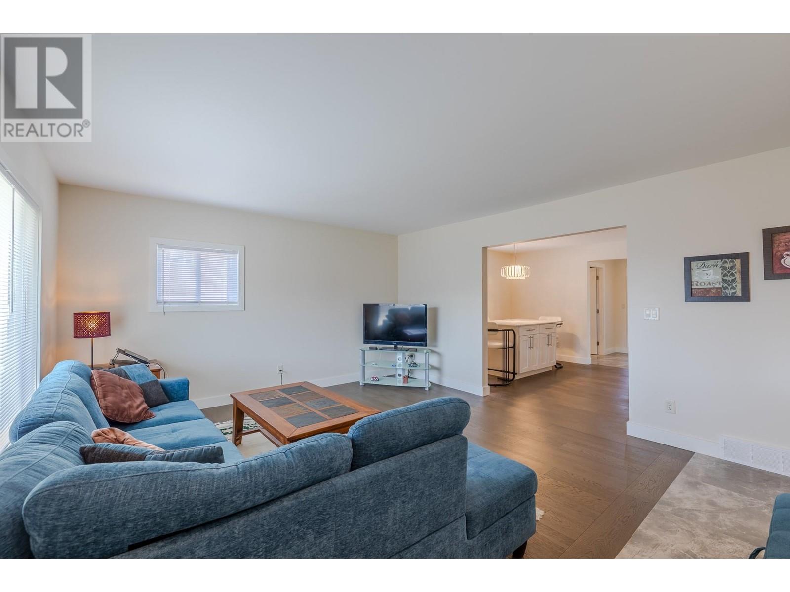 423 Penticton Avenue, Penticton, British Columbia  V2A 2M5 - Photo 5 - 10345896