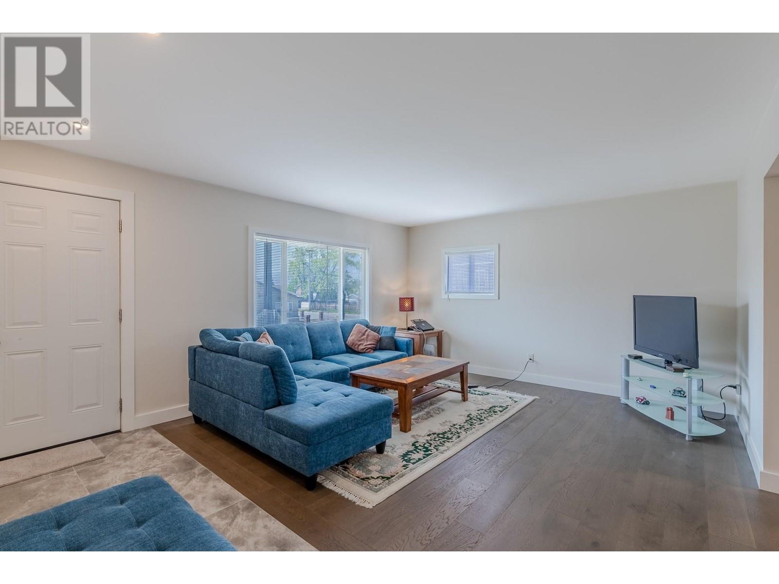 423 Penticton Avenue, Penticton, British Columbia  V2A 2M5 - Photo 6 - 10345896