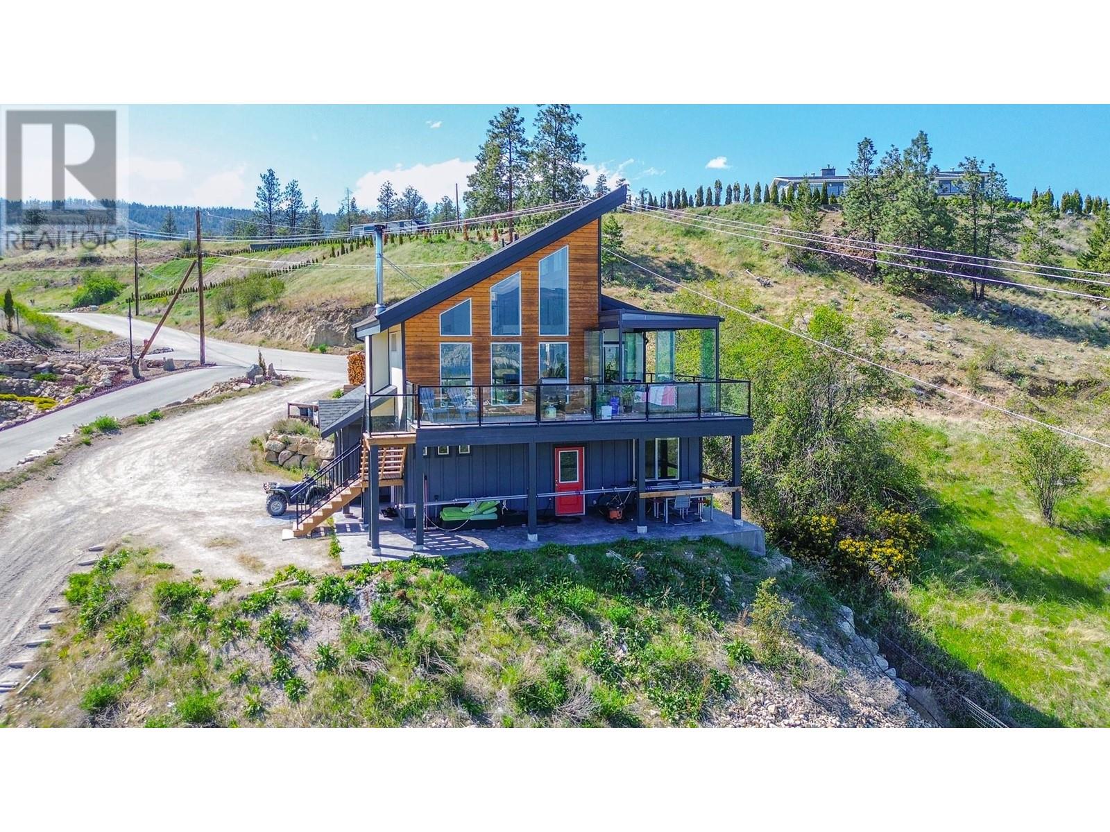 9003 Gilman Road, Summerland, British Columbia  V0H 1Z2 - Photo 1 - 10346338