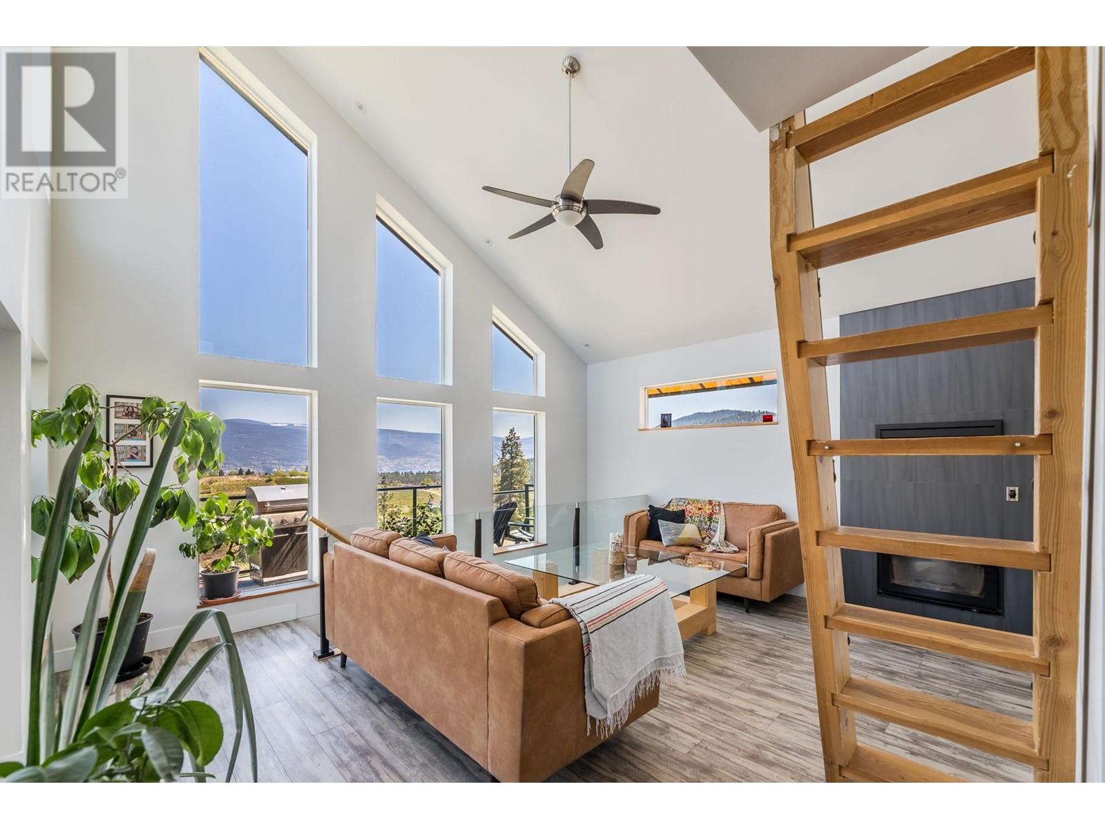 9003 Gilman Road, Summerland, British Columbia  V0H 1Z2 - Photo 11 - 10346338