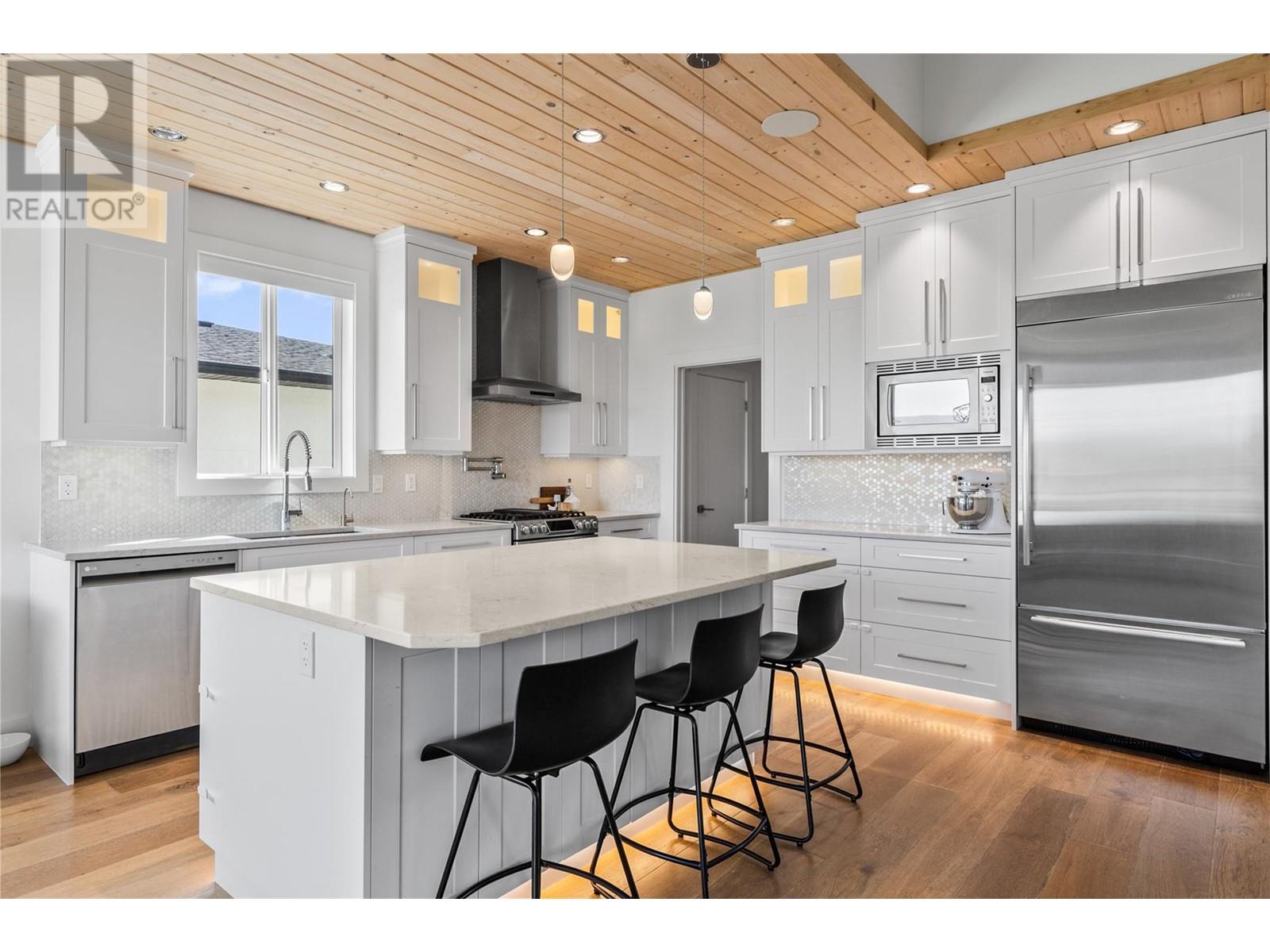 3374 Vineyard View Drive, West Kelowna, British Columbia  V4T 3M3 - Photo 6 - 10341075