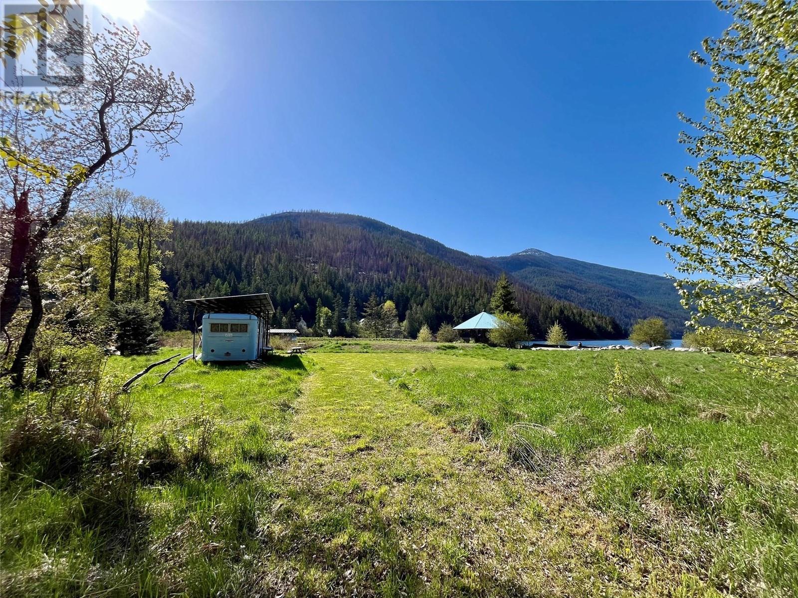 411 Main Street, Slocan, British Columbia  V0G 2C0 - Photo 7 - 10346218