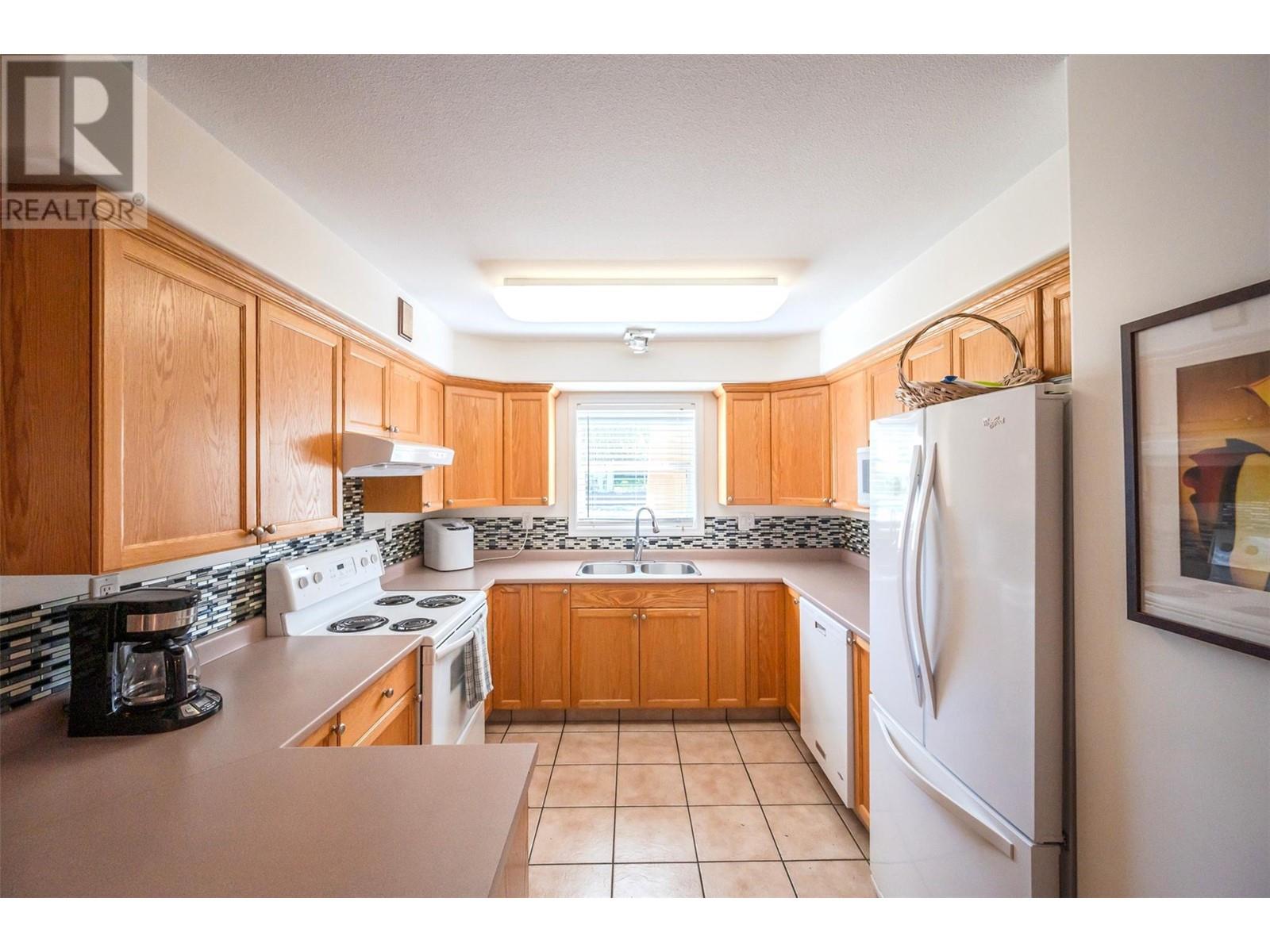 9307 62nd Avenue Unit# 116, Osoyoos, British Columbia  V0H 1V1 - Photo 3 - 10346456