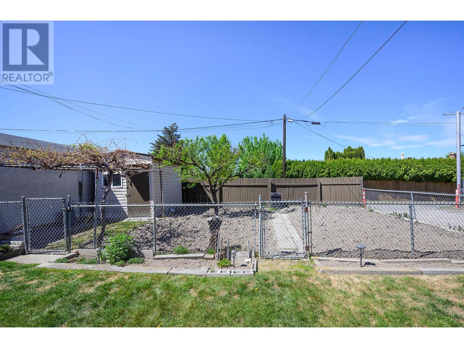 952 Fraser Street, Kamloops, British Columbia  V2C 3H5 - Photo 16 - 10346248