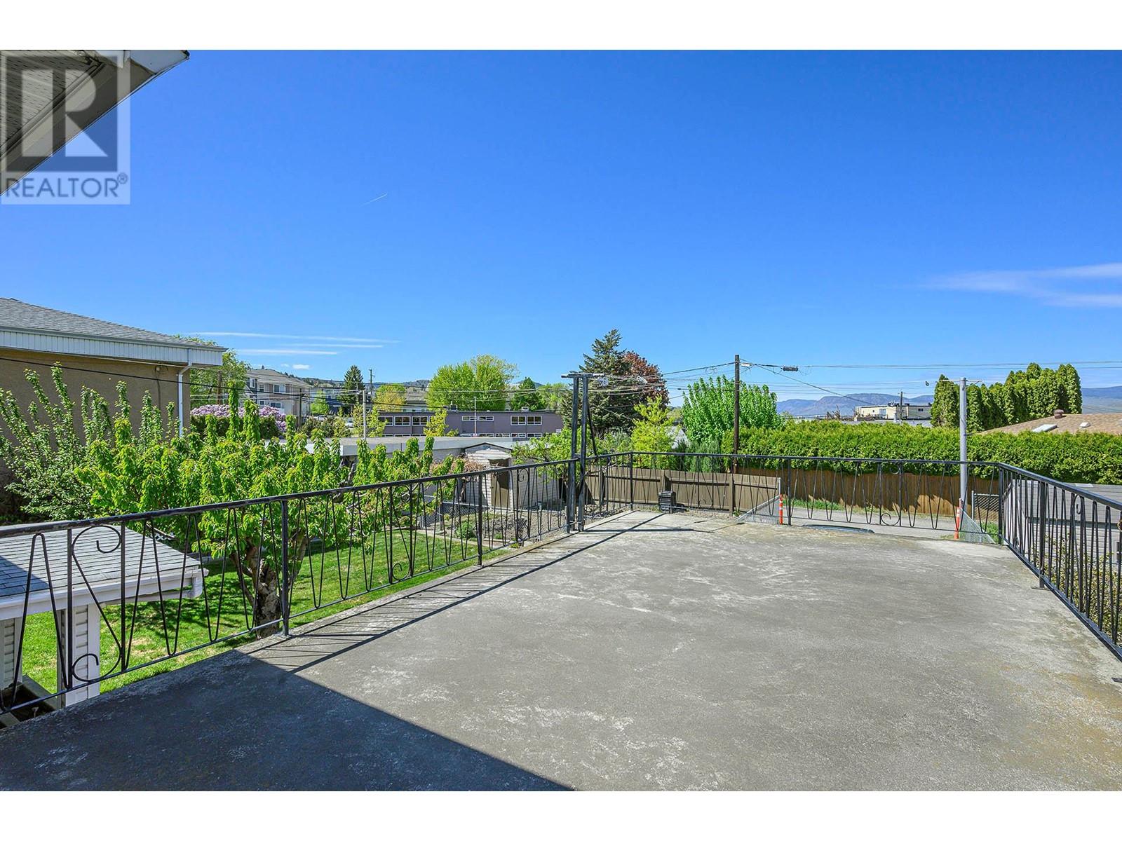 952 Fraser Street, Kamloops, British Columbia  V2C 3H5 - Photo 4 - 10346248
