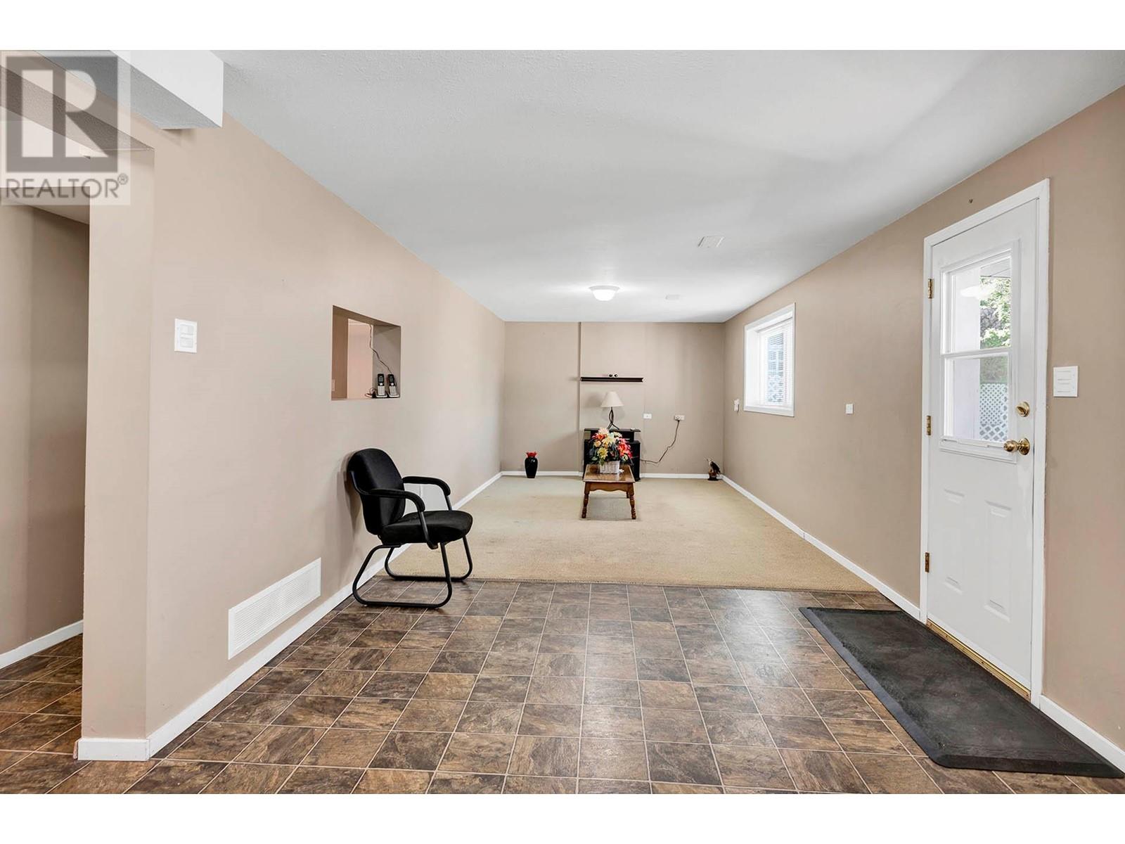 952 Fraser Street, Kamloops, British Columbia  V2C 3H5 - Photo 40 - 10346248