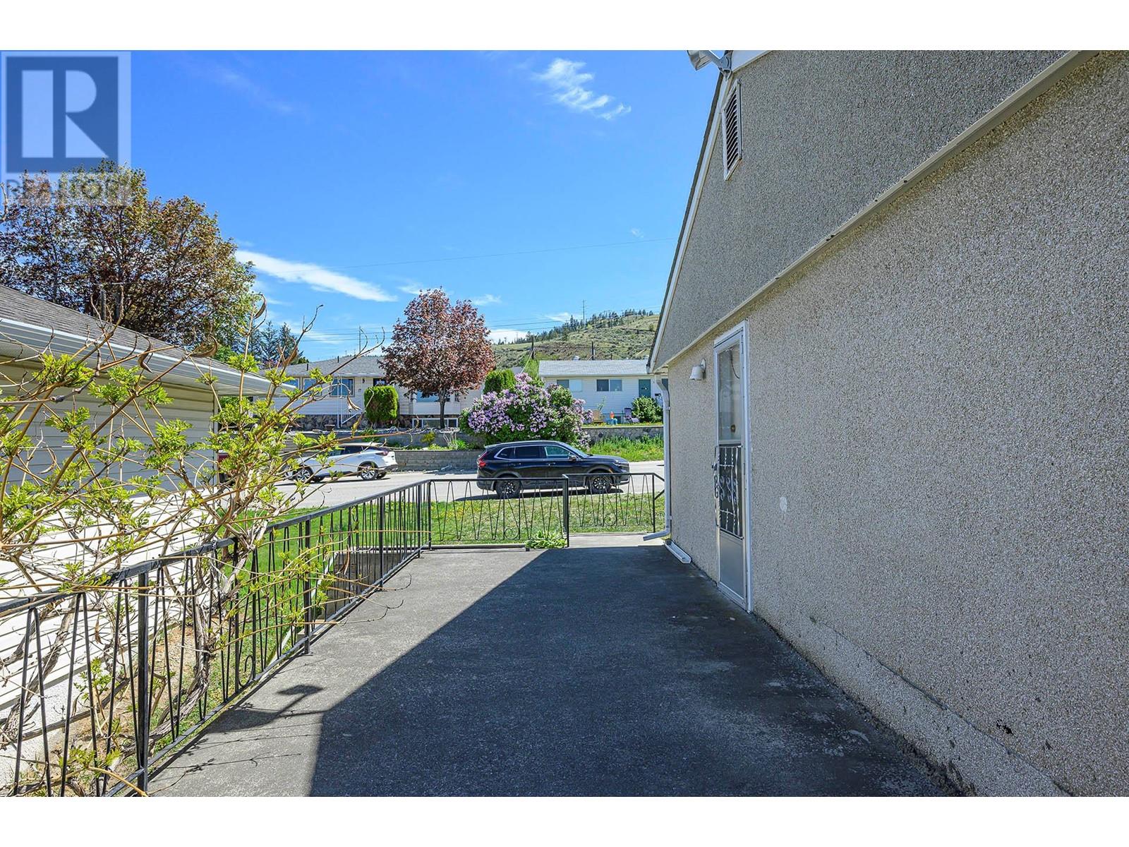952 Fraser Street, Kamloops, British Columbia  V2C 3H5 - Photo 5 - 10346248