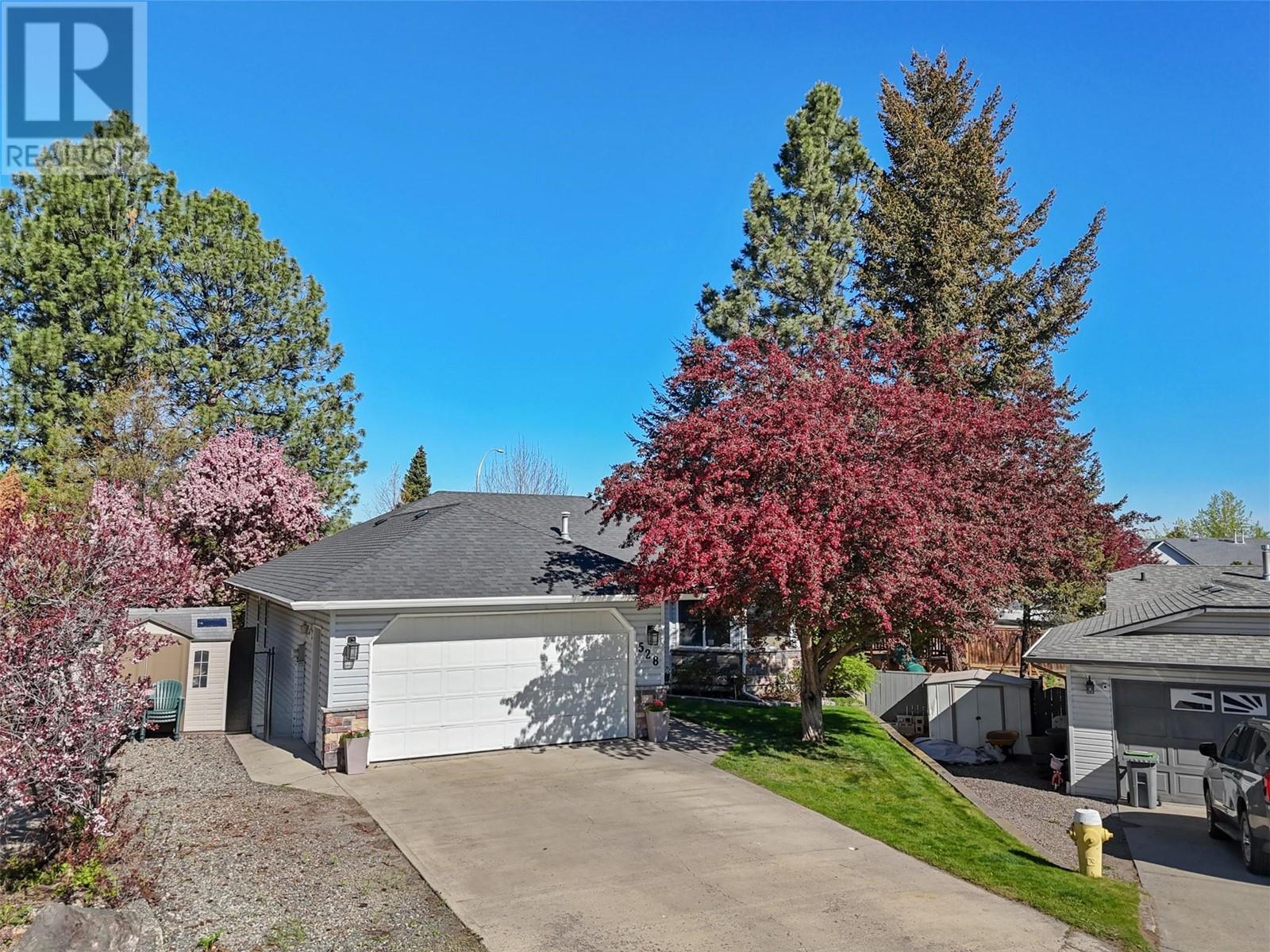 528 Carmel Court, Kamloops, British Columbia  V2E 2G3 - Photo 1 - 10346424