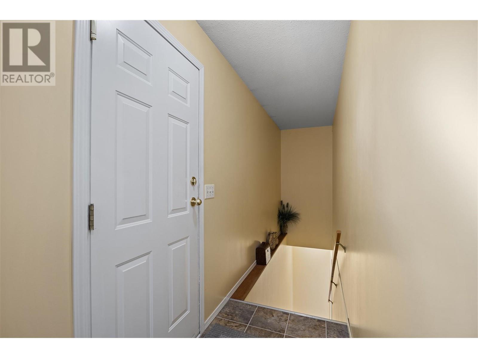 528 Carmel Court, Kamloops, British Columbia  V2E 2G3 - Photo 25 - 10346424