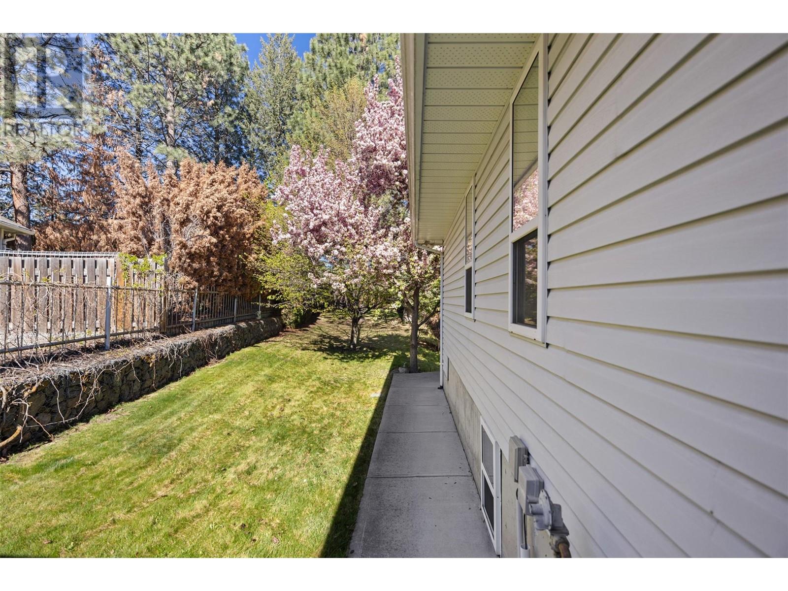 528 Carmel Court, Kamloops, British Columbia  V2E 2G3 - Photo 40 - 10346424